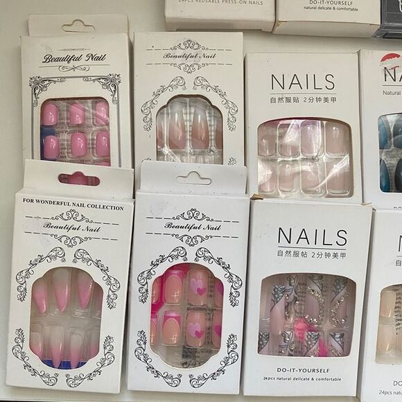 XXL Lot of Press On / Glue on Faux Nails Nail Design Bulk Lot NEW - Picture 2 of 5